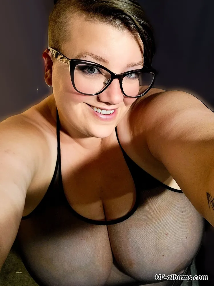 Image #1 of khloekuppsbbw