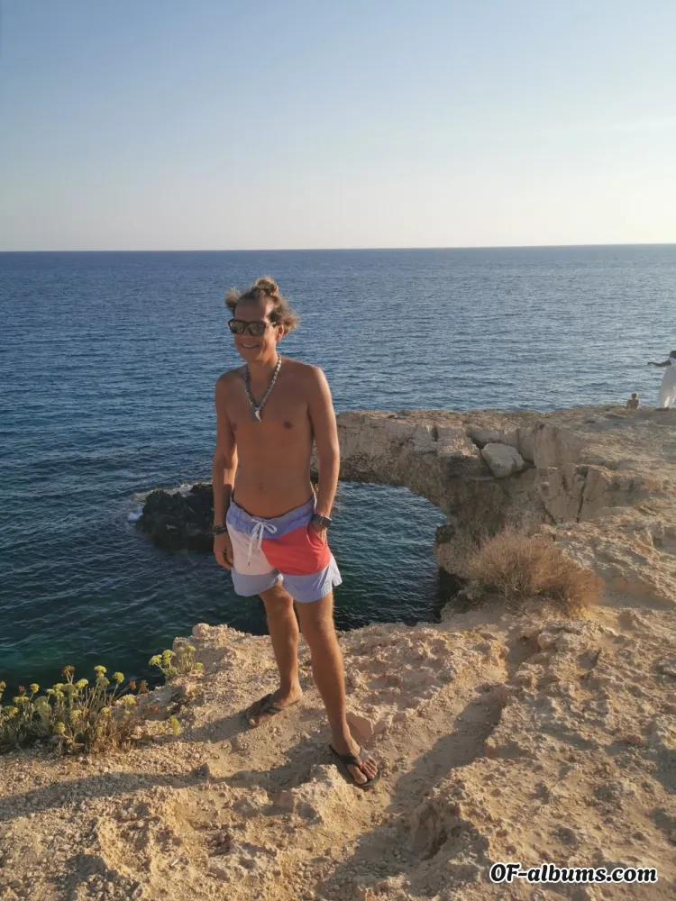 Image #2 of kinky420twinky