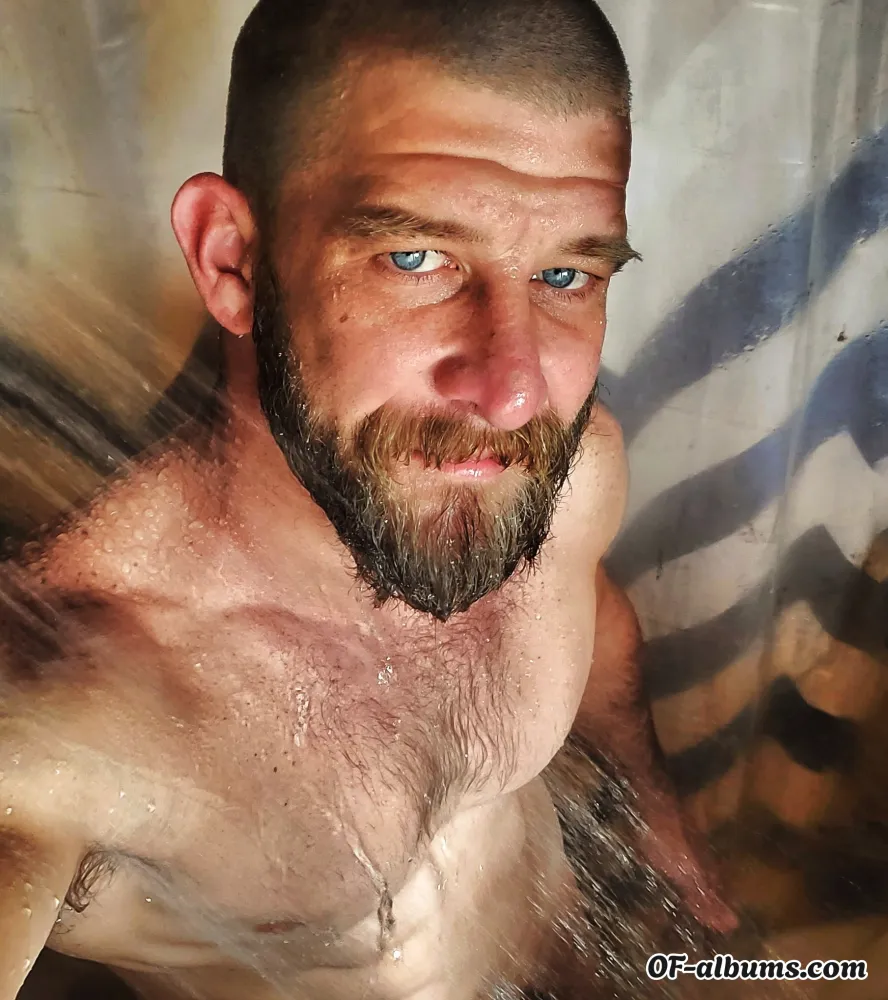 Image #1 of knoty_climber