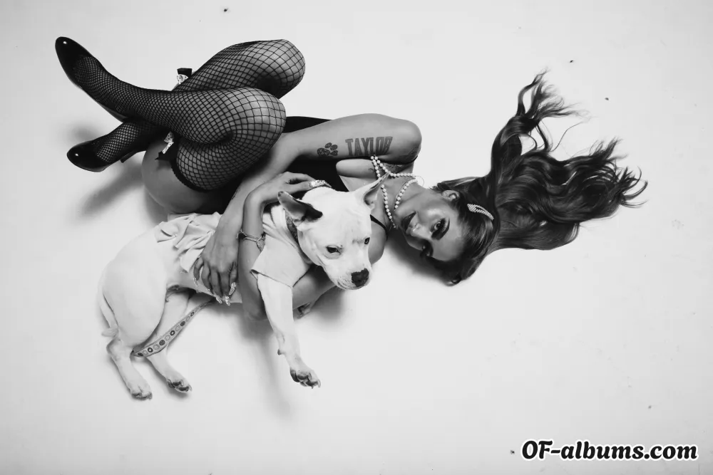 Image #2 of kreamykaro