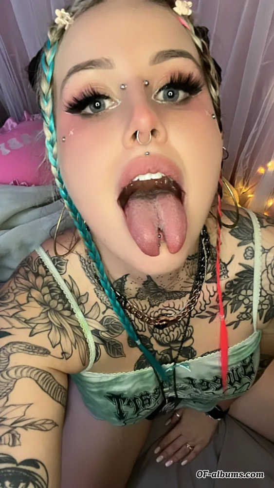 Image #4 of lacie.venom