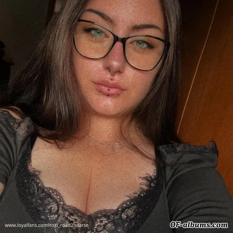 Image #1 of ladyroxana