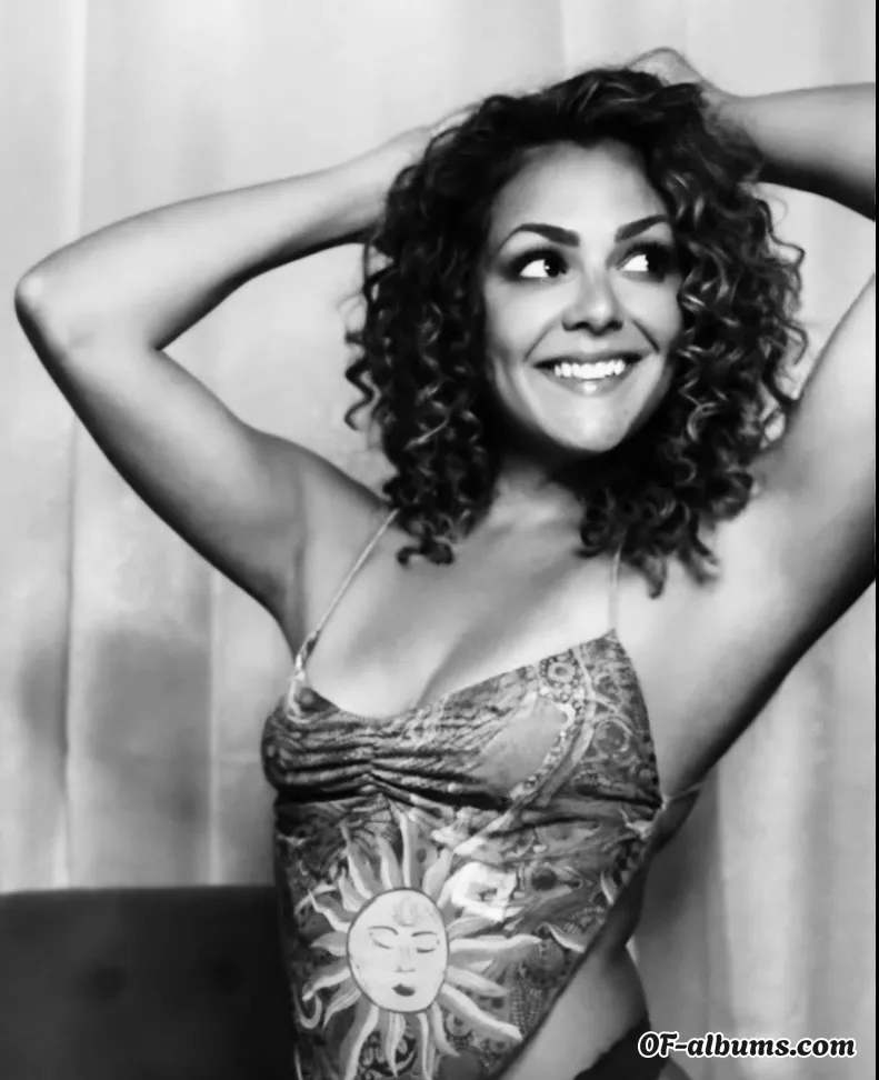 Image #1 of ladyy_lilithh