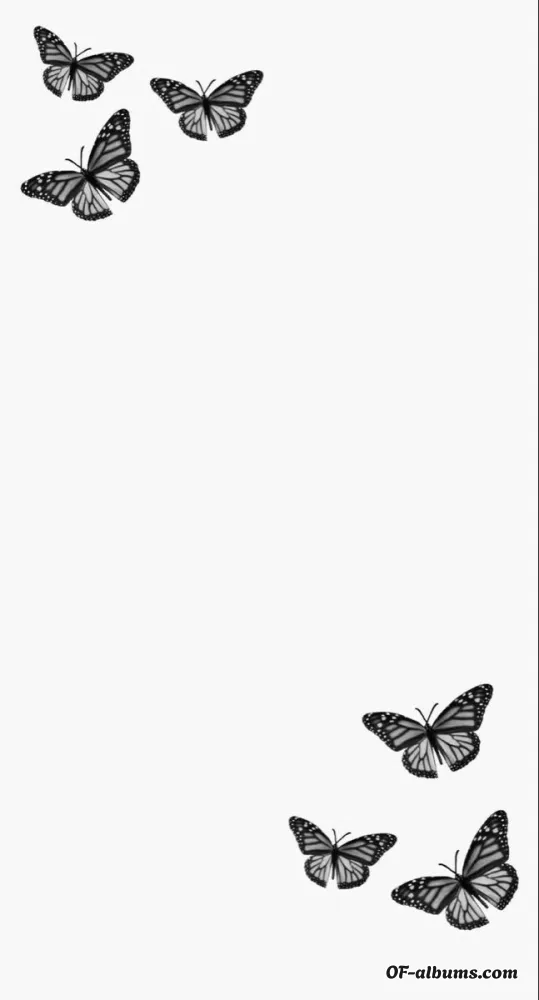 Image #2 of lauracard0na