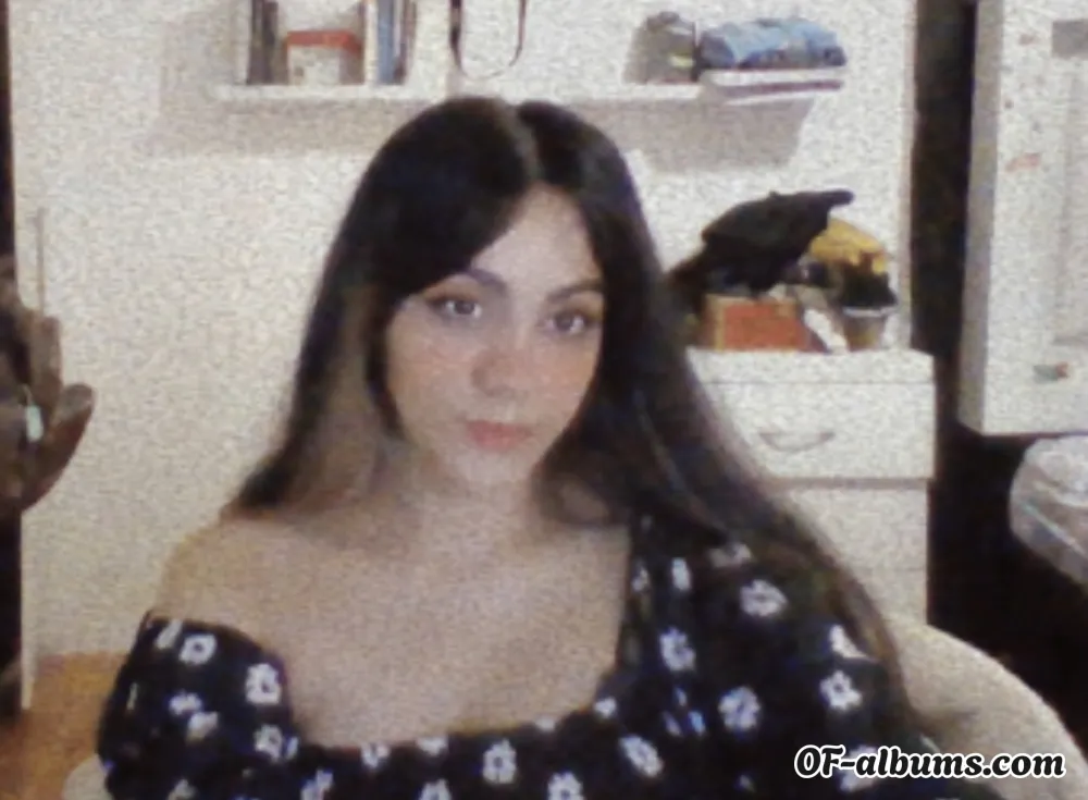 Image #1 of le_sy_e