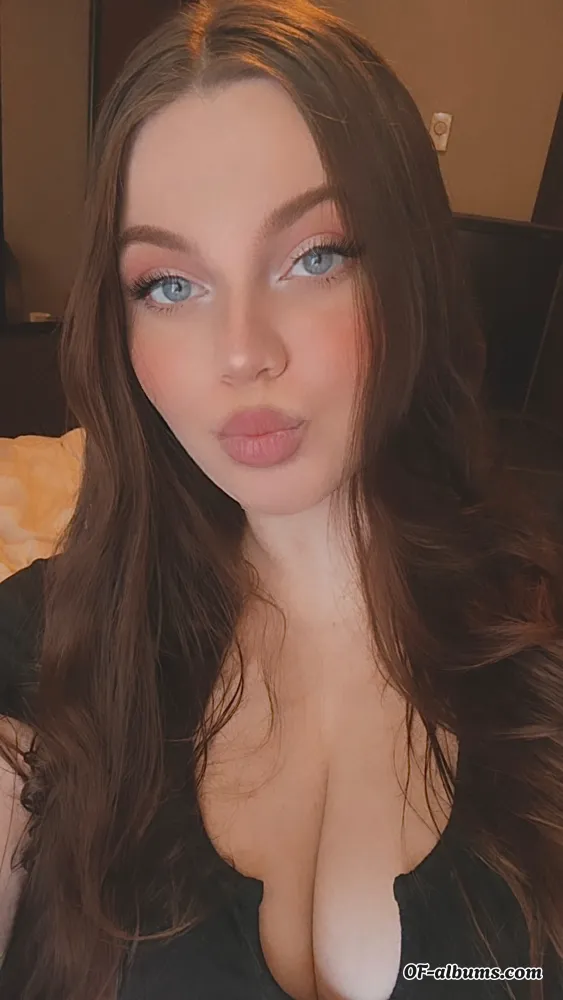 Image #1 of lilbaddiepayxoxo
