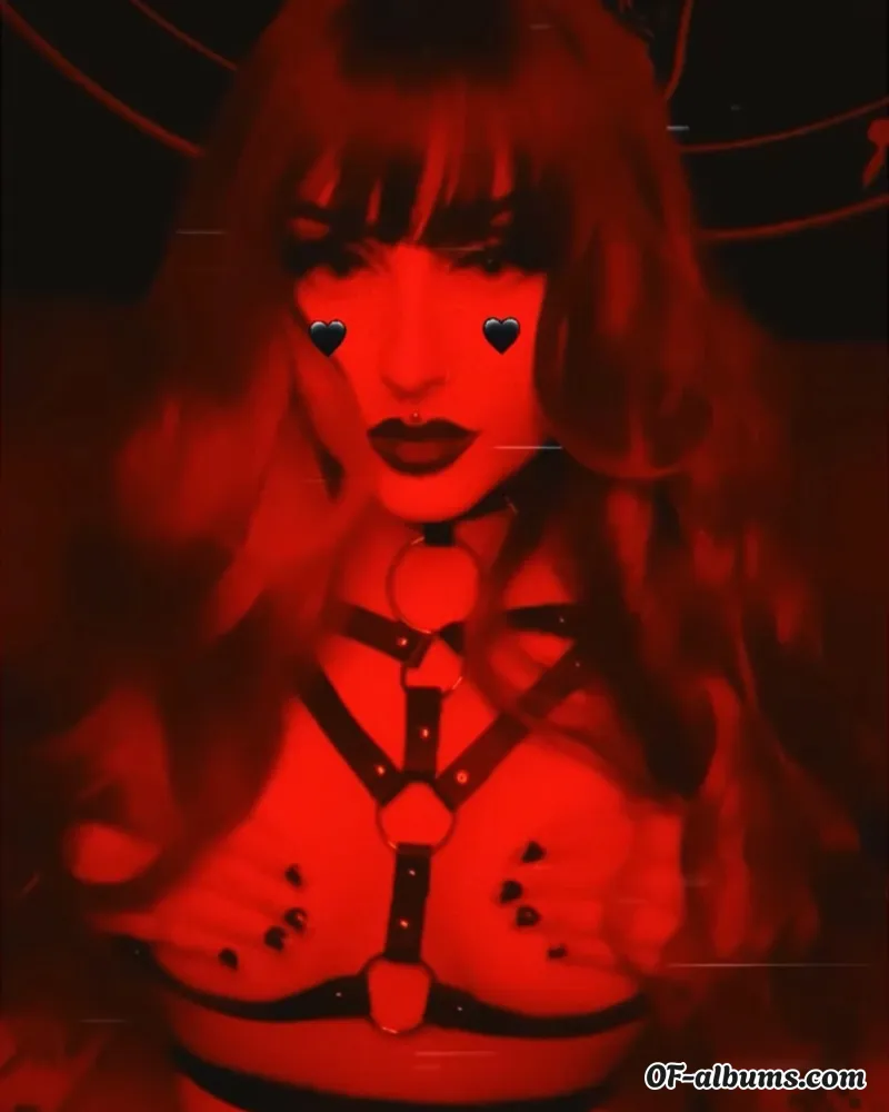 Image #1 of lilisntreal666