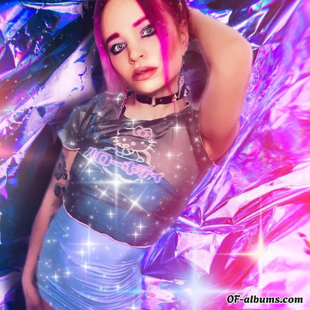 Image #1 of liljae_xo