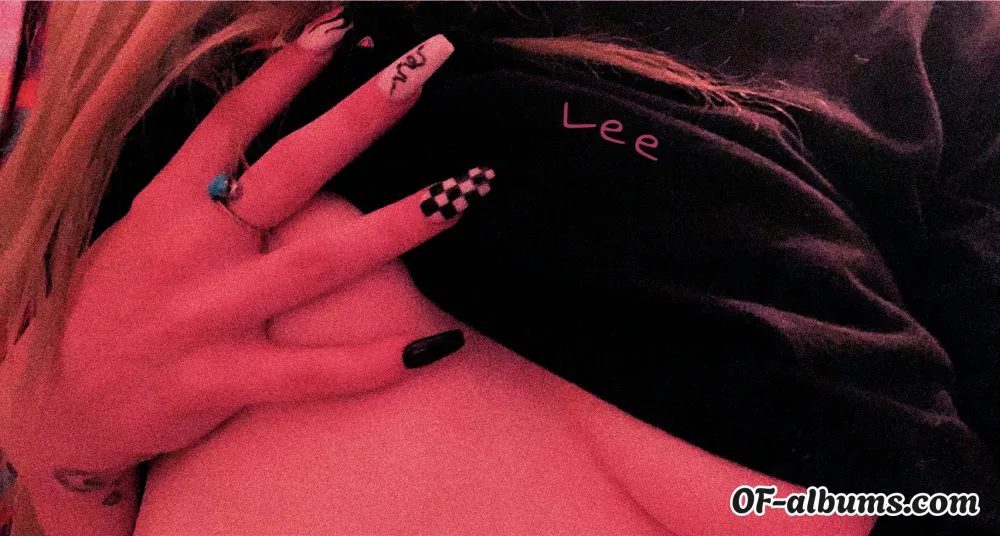 Image #4 of lillee420