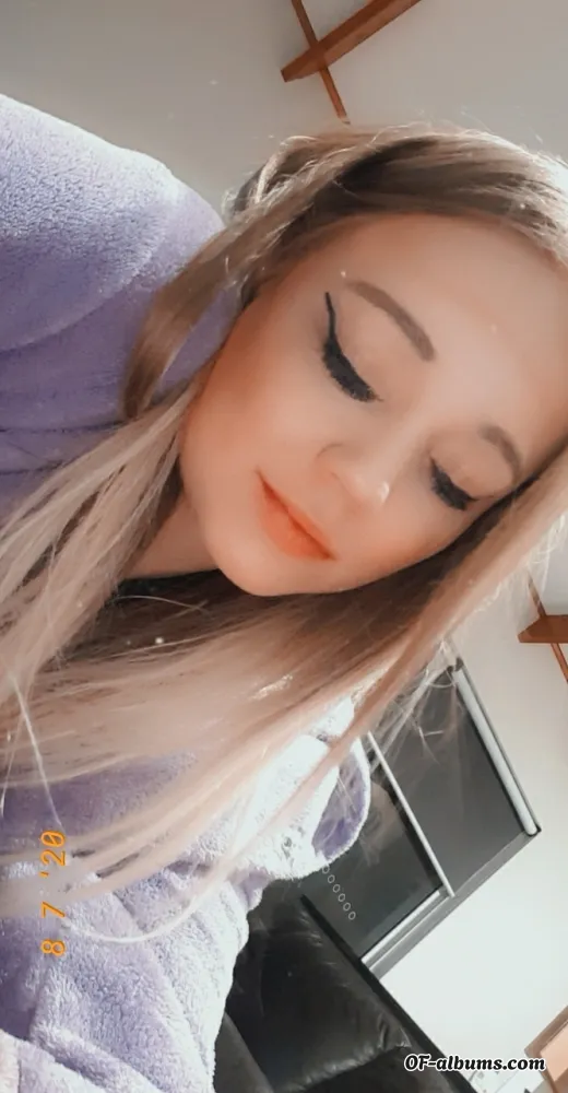 Image #1 of lillieroseoffical