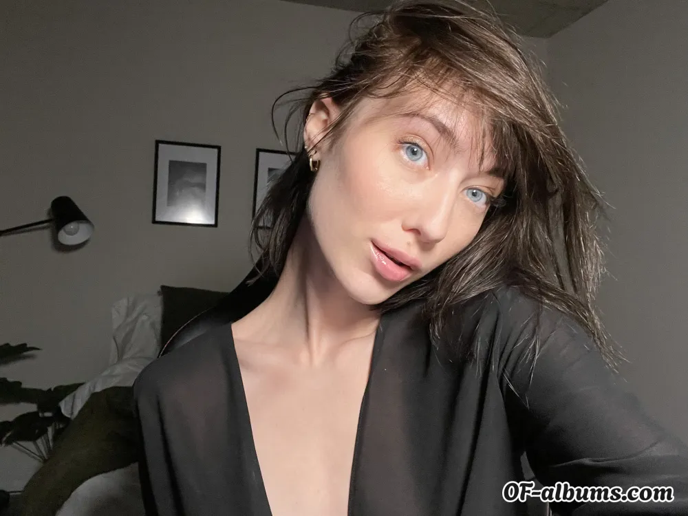 Image #1 of lillyyluna