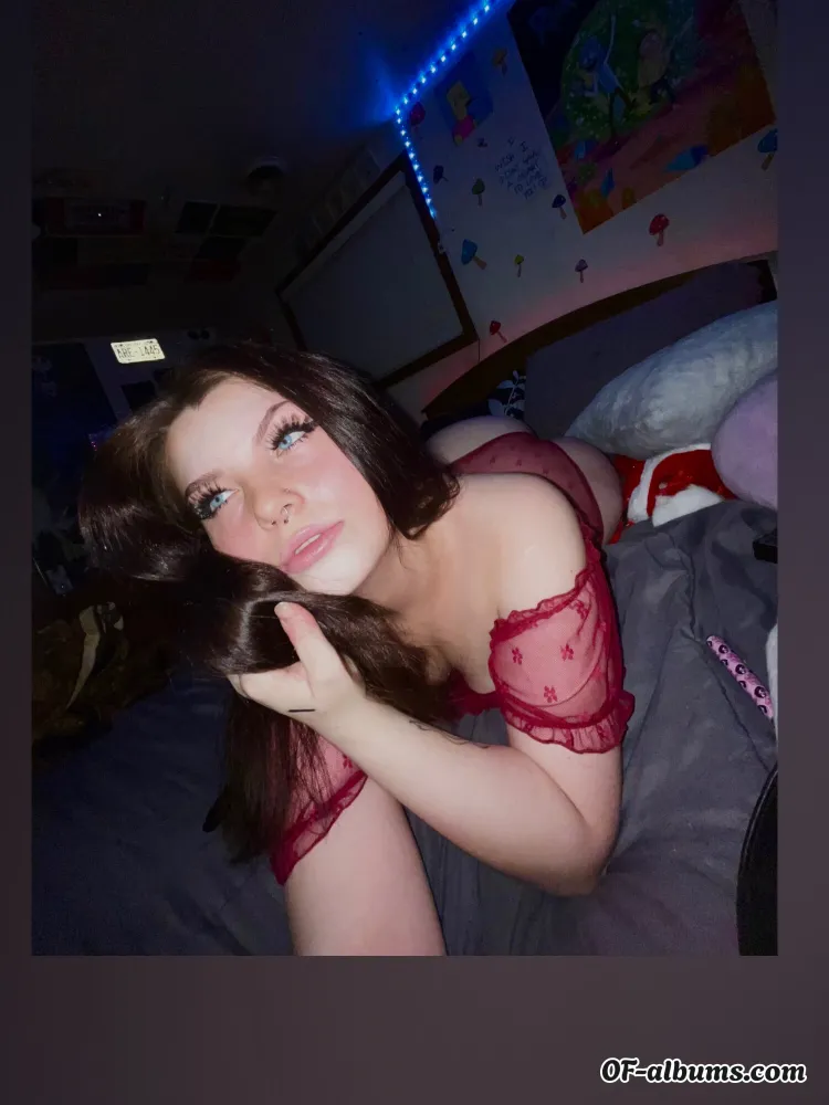 Image #2 of lillyymae