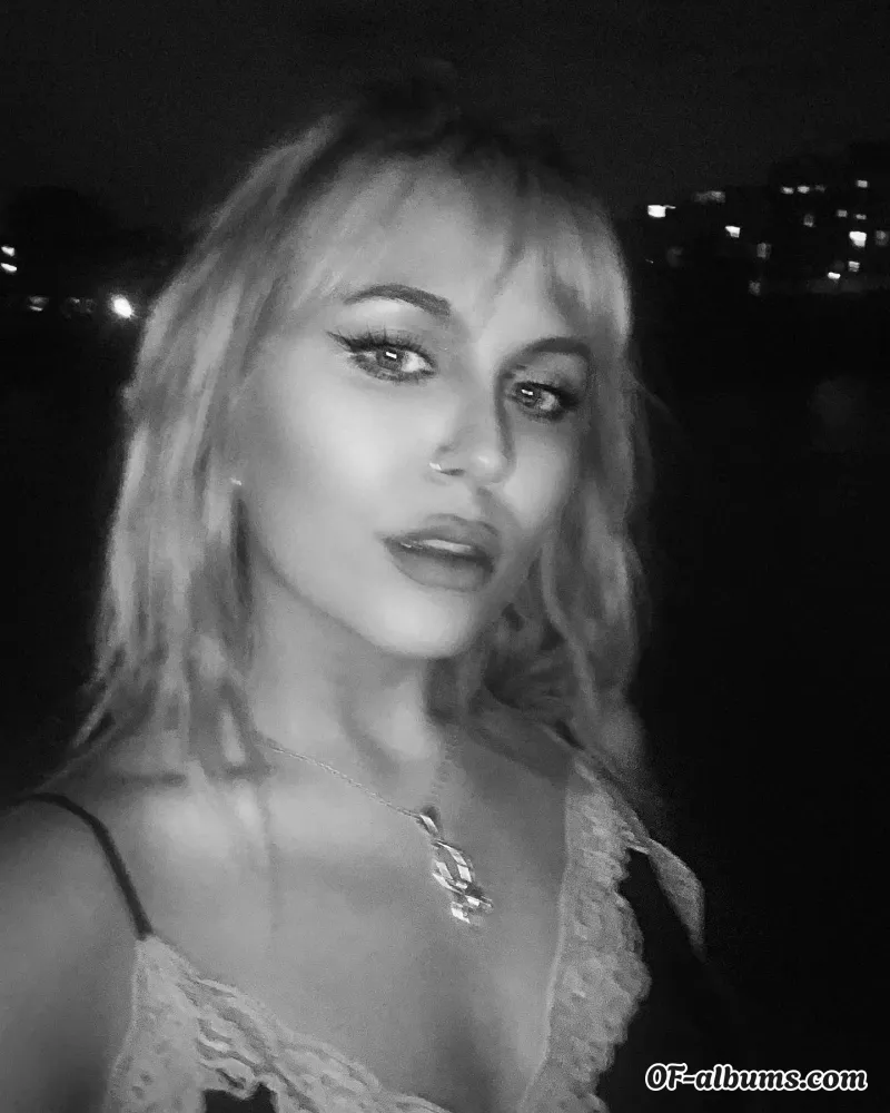 Image #1 of lilprettyassxx