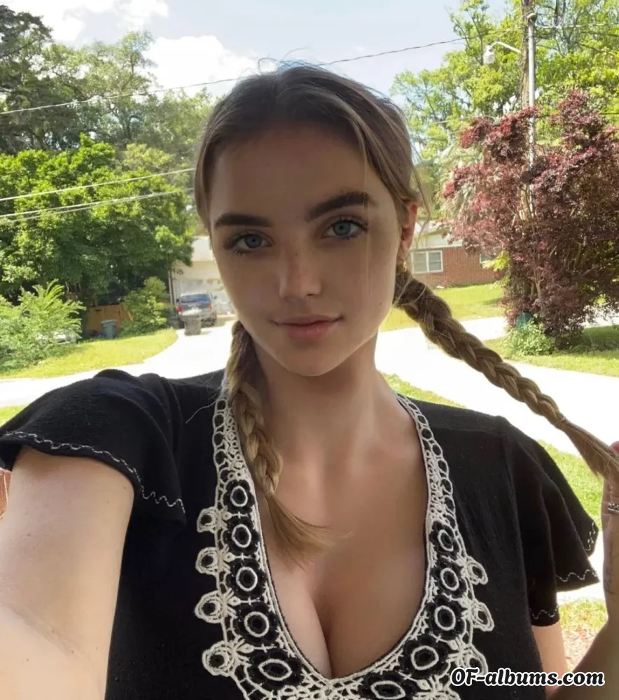 Image #1 of lilythecat