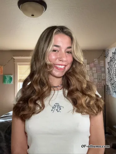 Image #5 of lizzychokes