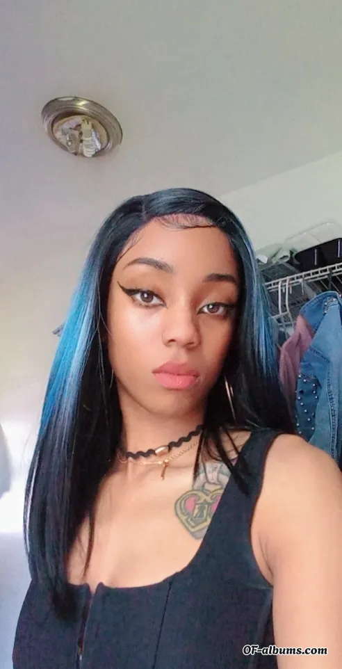 Image #2 of lola_lovesu