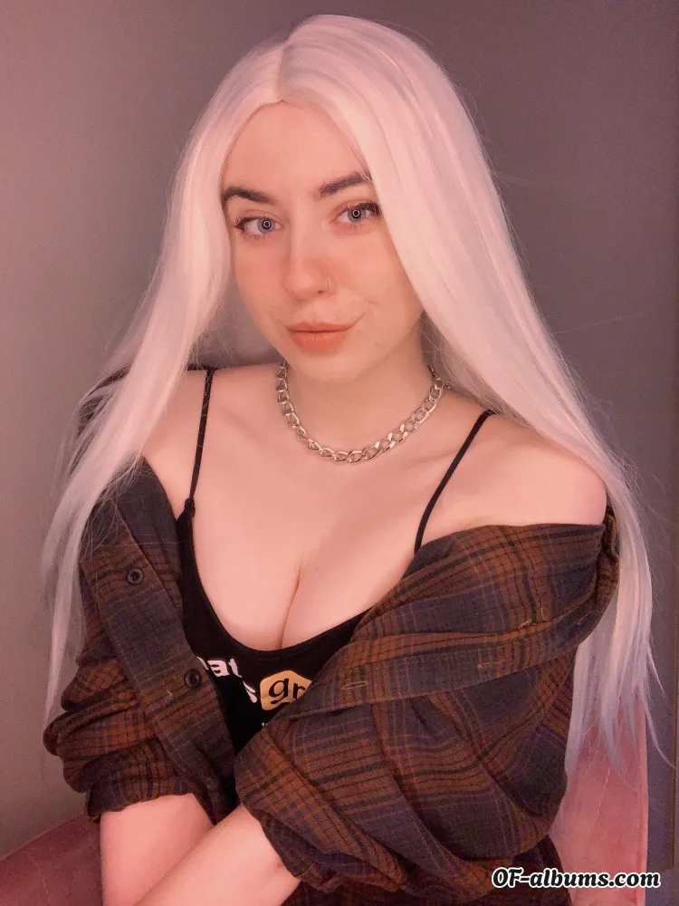 Image #6 of lolafawn