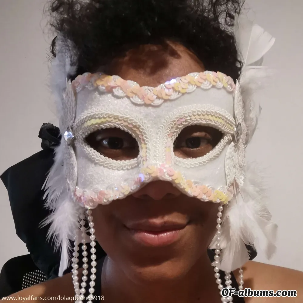 Image #1 of lolaqueen65918
