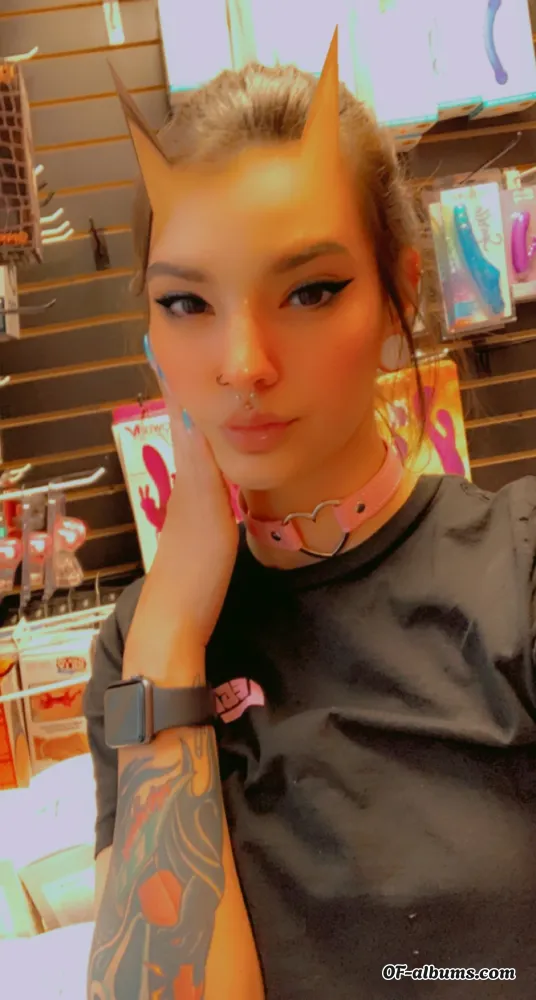 Image #1 of luckiestmew