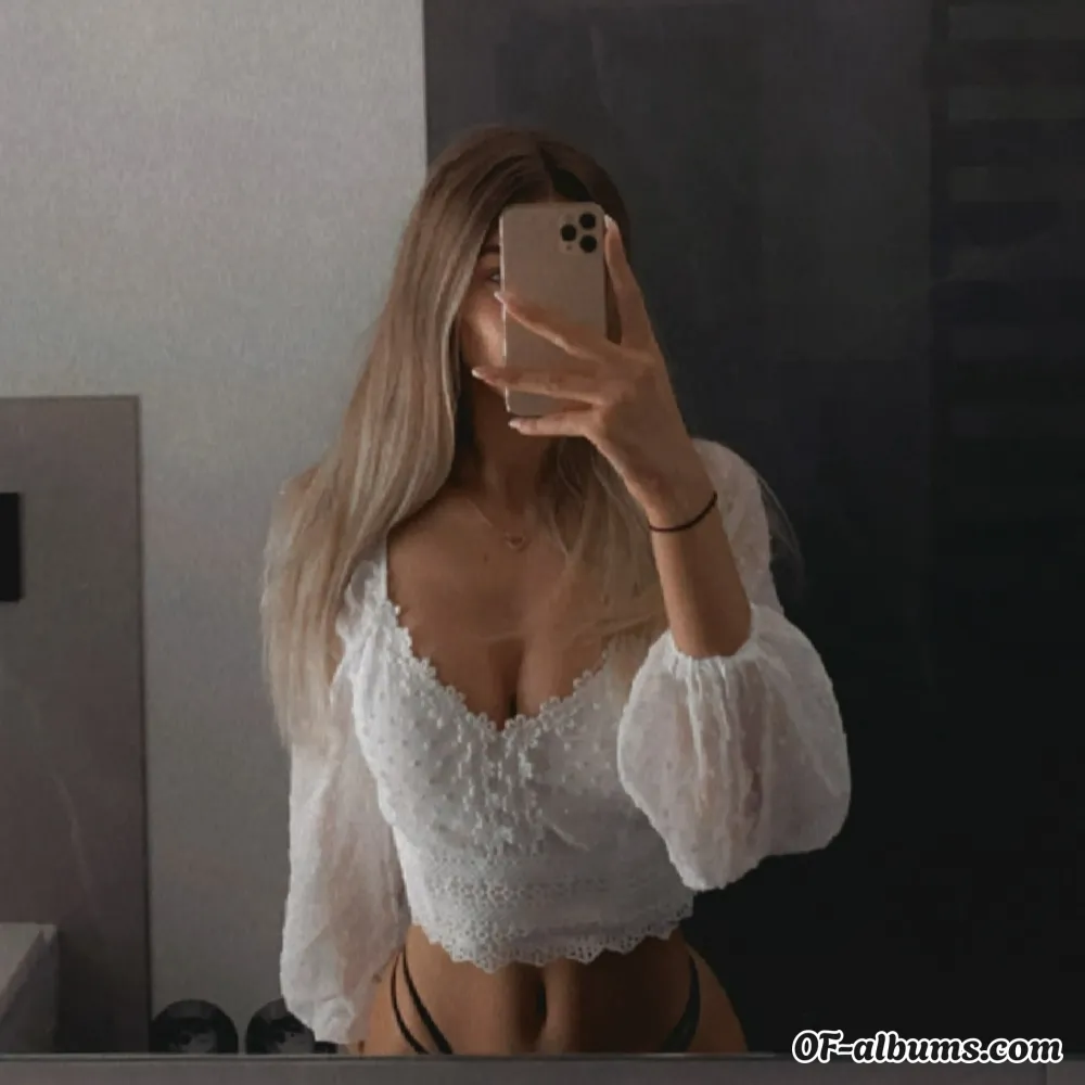 Image #3 of luckyxleo