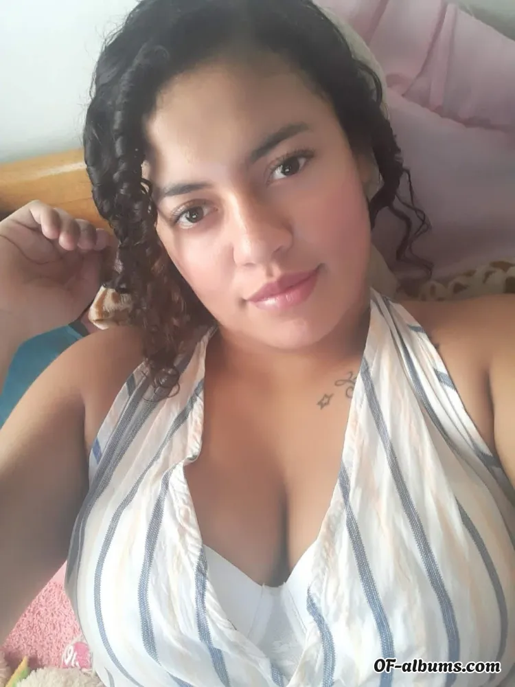 Image #1 of luiizaa