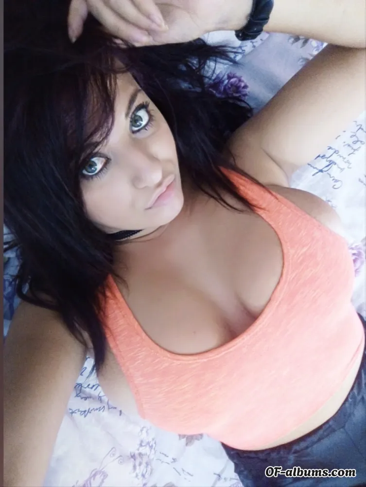 Image #4 of lydya