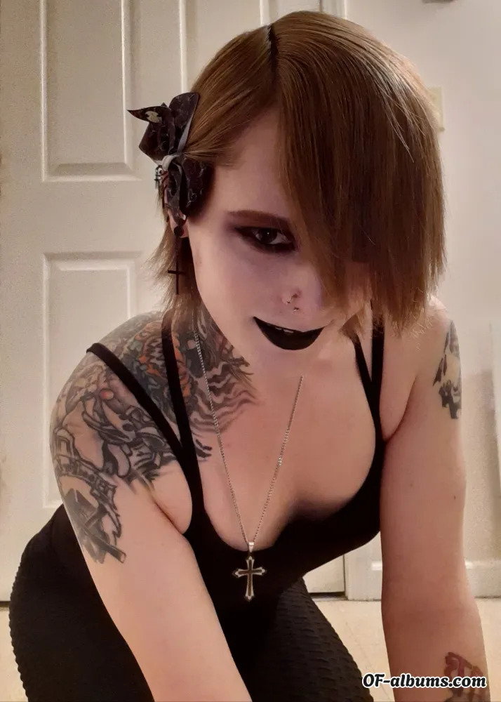 Image #1 of mackenzi_mcloughlin