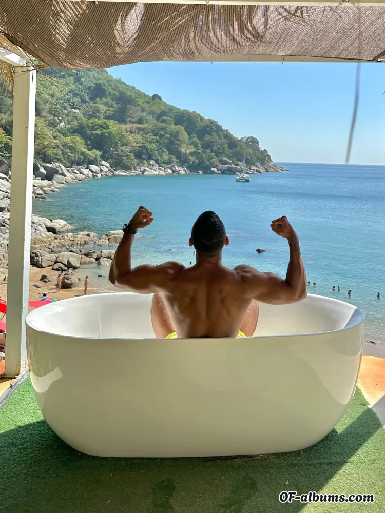 Image #2 of maitrerayan94