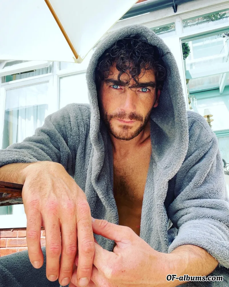 Image #2 of manuel_siffredi