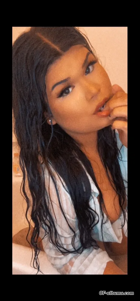 Image #1 of marina_majesty