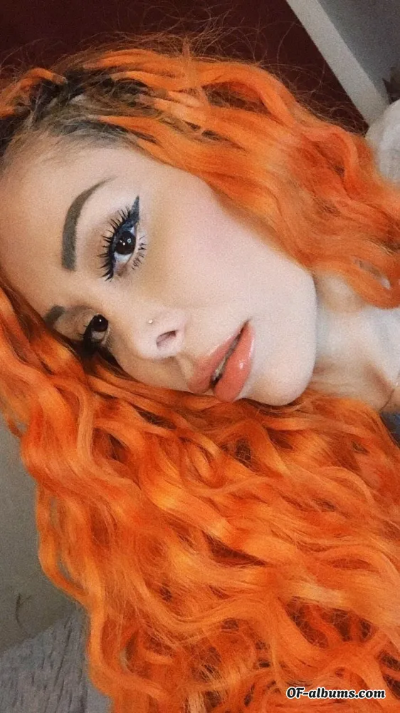 Image #4 of megansex8