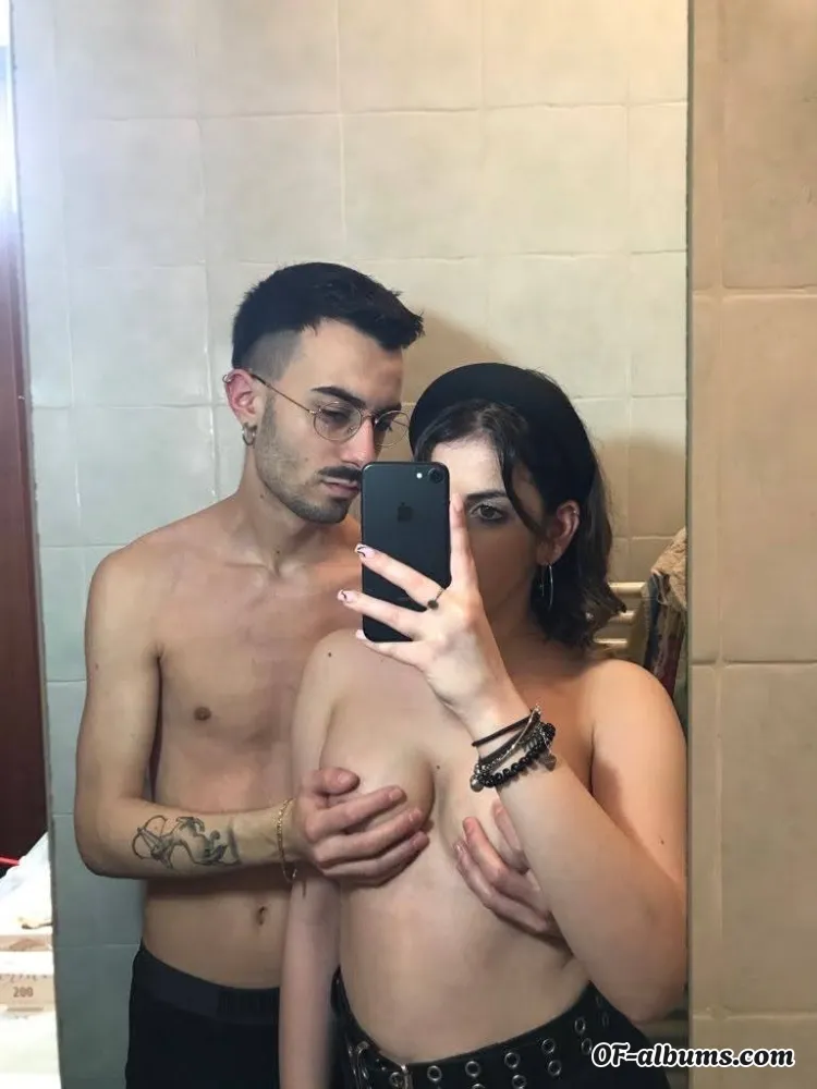 Image #1 of melaniendlayton