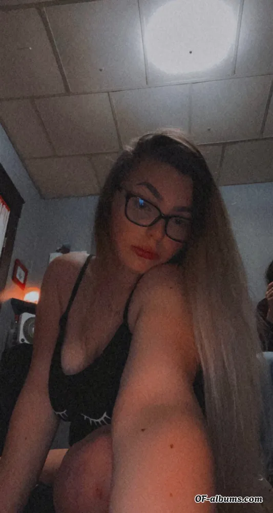 Image #1 of mercedezebenzxo