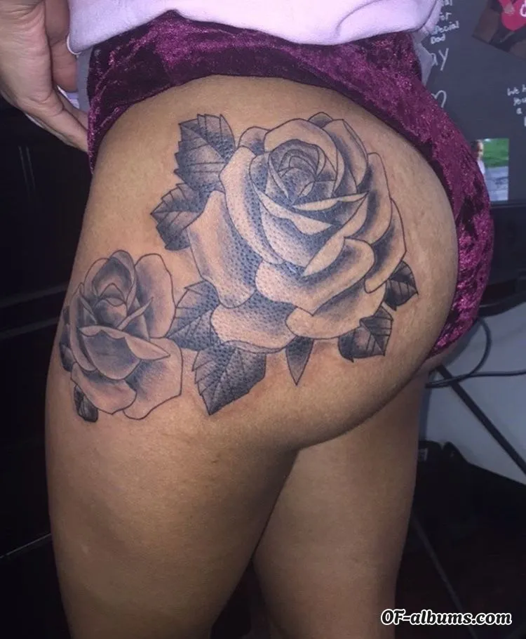 Image #2 of mialexxx