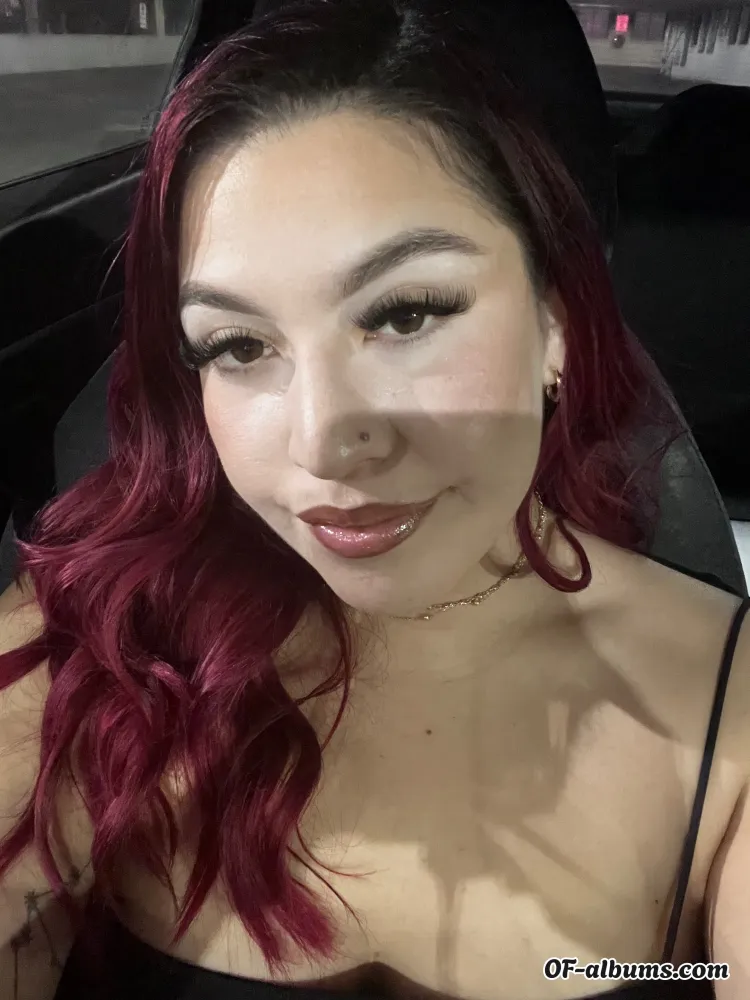 Image #1 of mileenadagoat