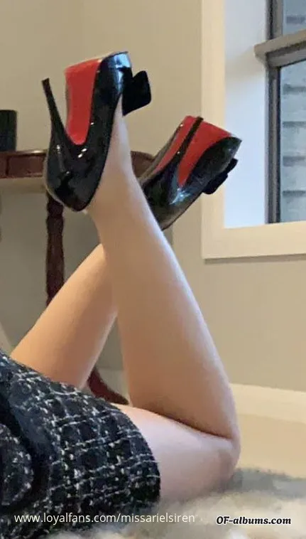 Image #1 of missarielsiren