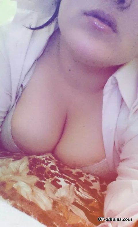 Image #4 of missboobs