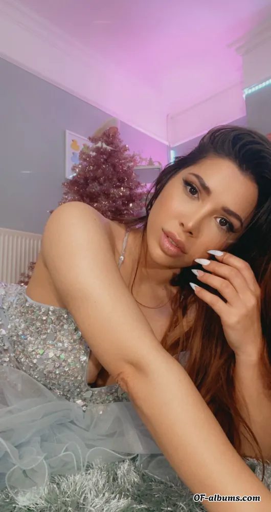 Image #4 of mizzellaa