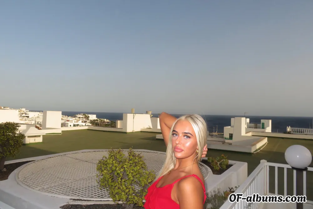 Image #2 of mollyrebecka