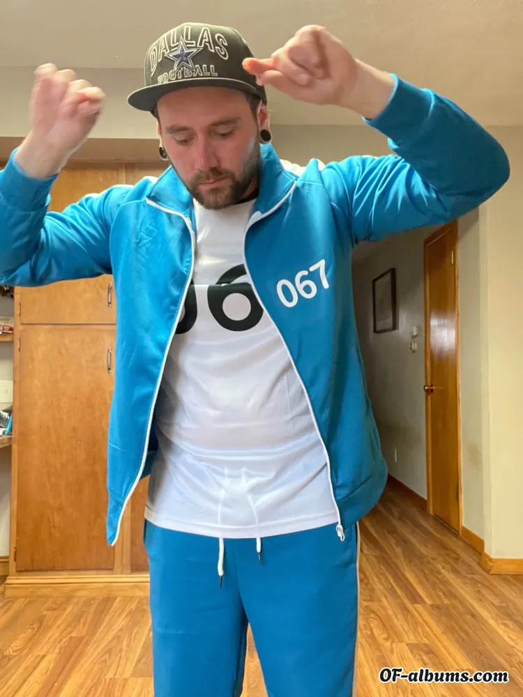 Image #1 of momsonly