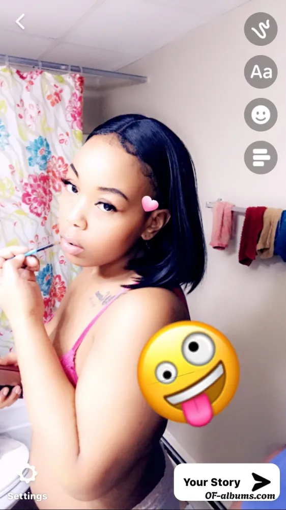 Image #1 of moneymae