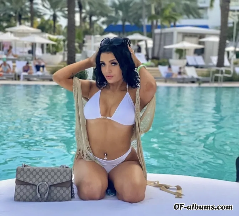 Image #2 of monicaworld