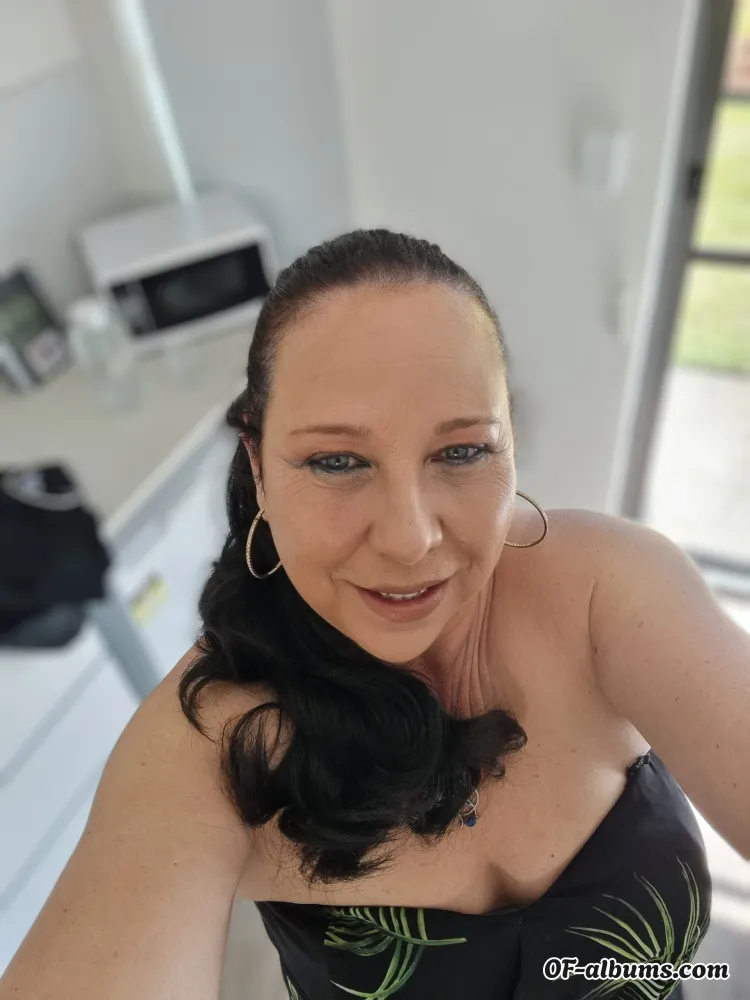 Image #1 of moniquecrystal