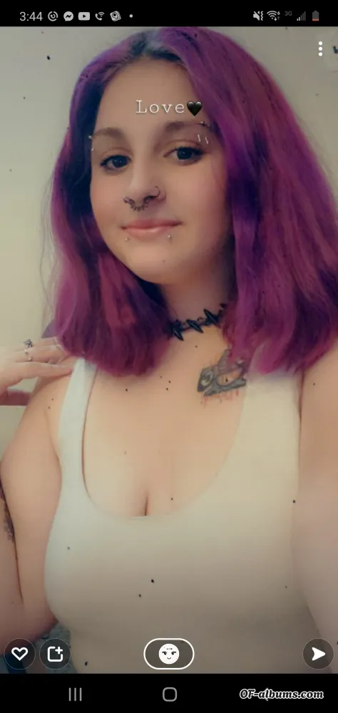 Image #1 of moody666thicckitty