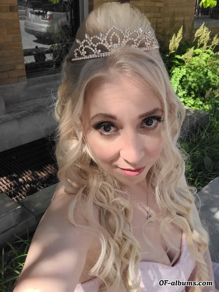 Image #2 of mrsvelvetvixen