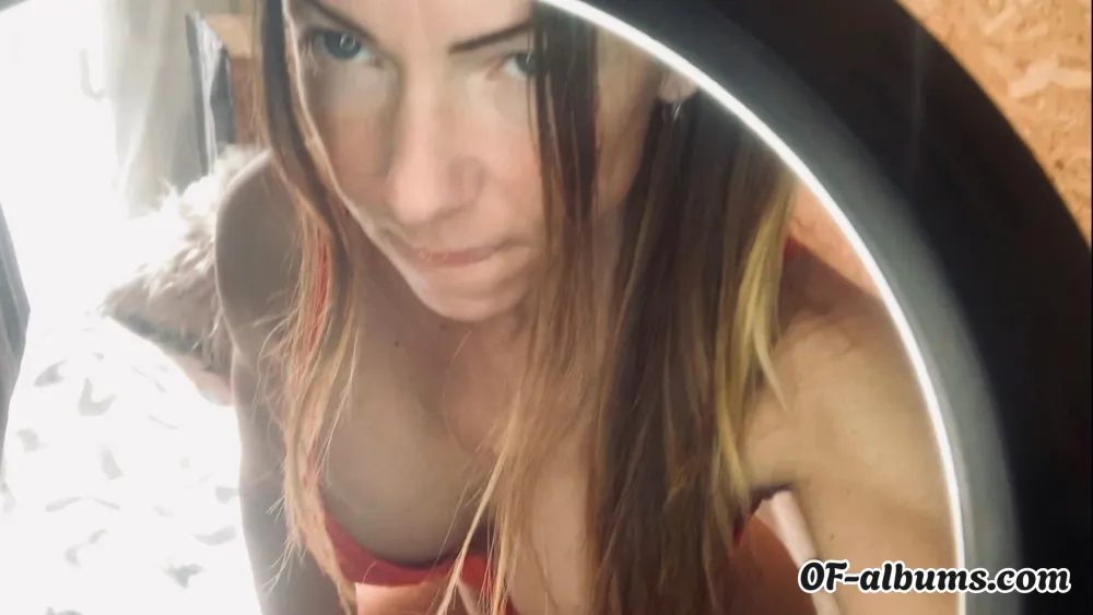 Image #1 of nakedtraveler-nt