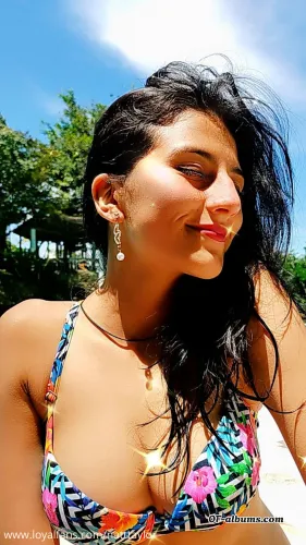 Image #3 of natttaylor