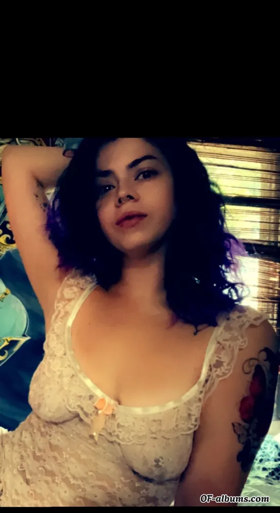 Image #1 of neilaaqueen