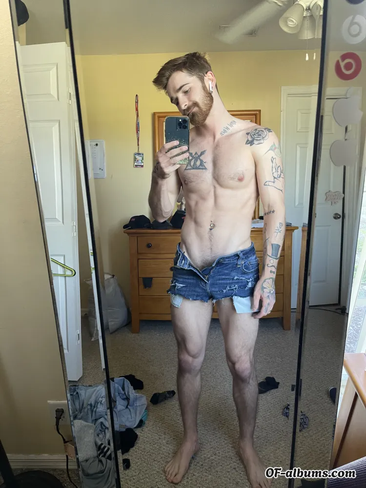 Image #4 of nickmilanixxx