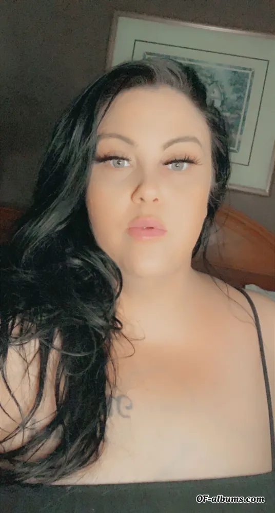 Image #1 of nicolethebodyssbbw